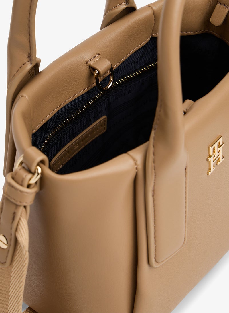 TOMMY HILFIGER Essential Metallic Logo Crossbody Tote Bag - Image 5